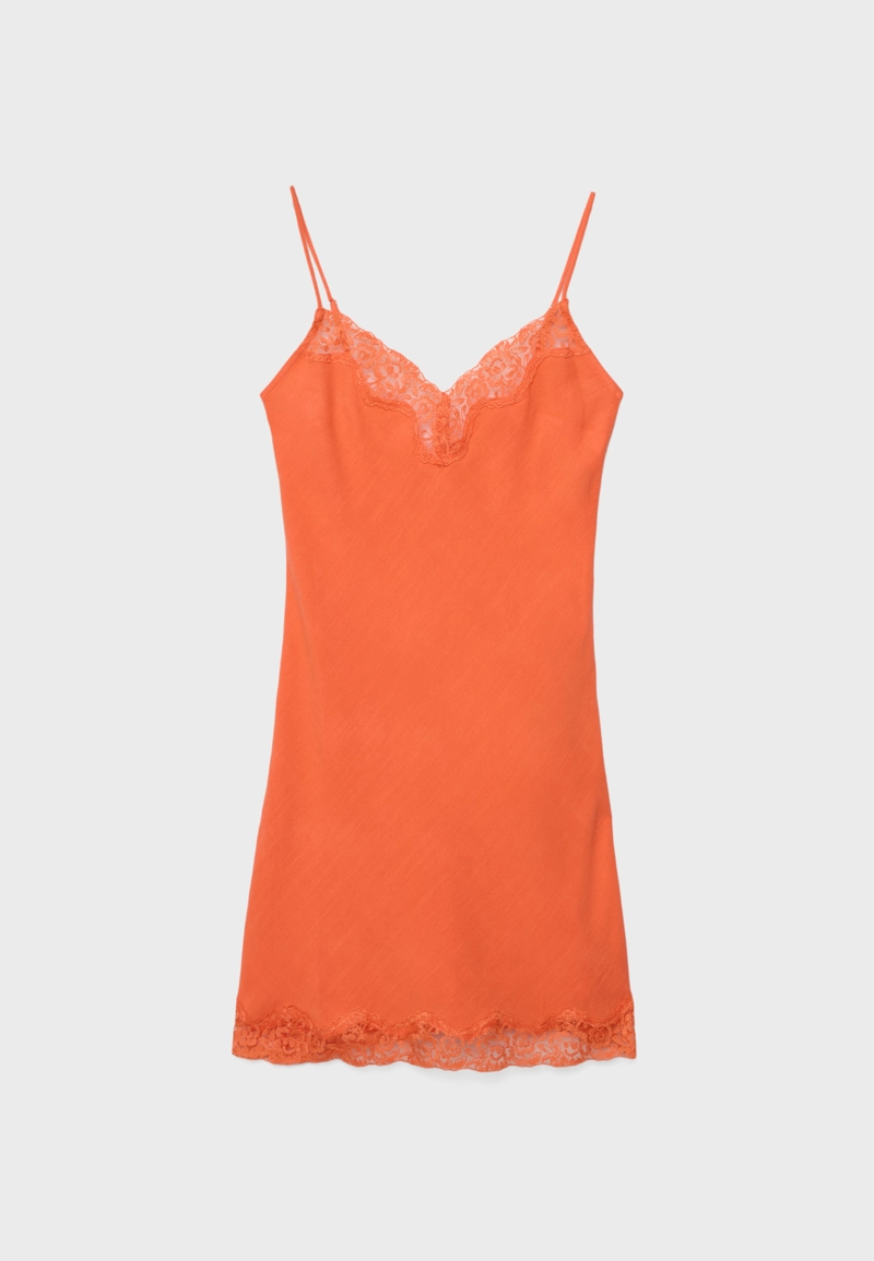 Короткое платье из кружева в стиле рустик