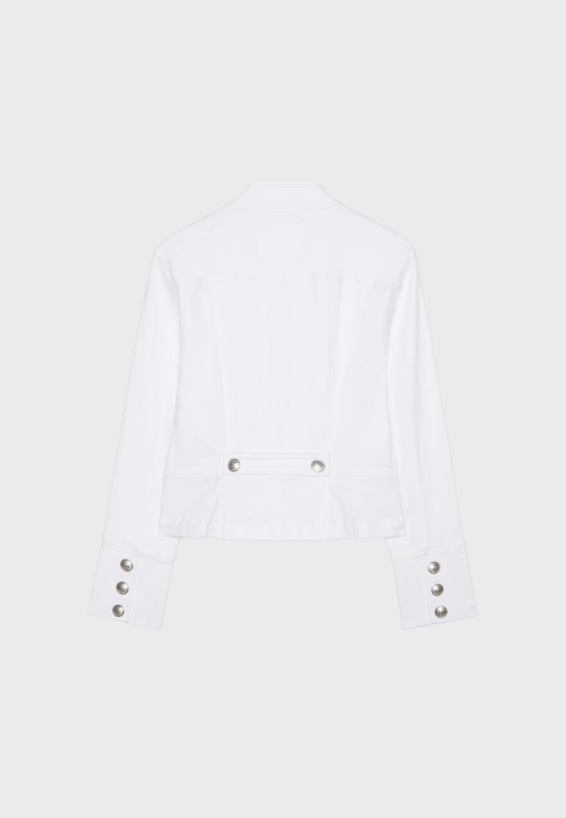 Джинсовая куртка в стиле милитари