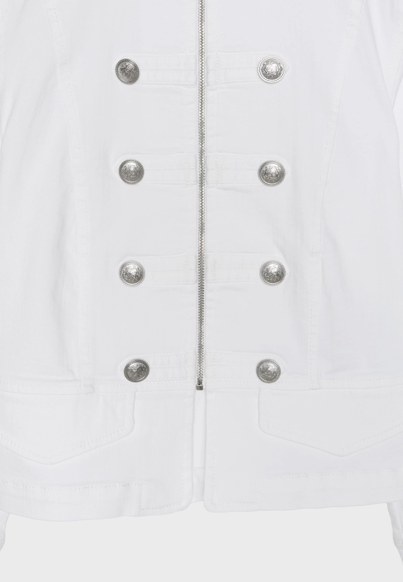 Джинсовая куртка в стиле милитари