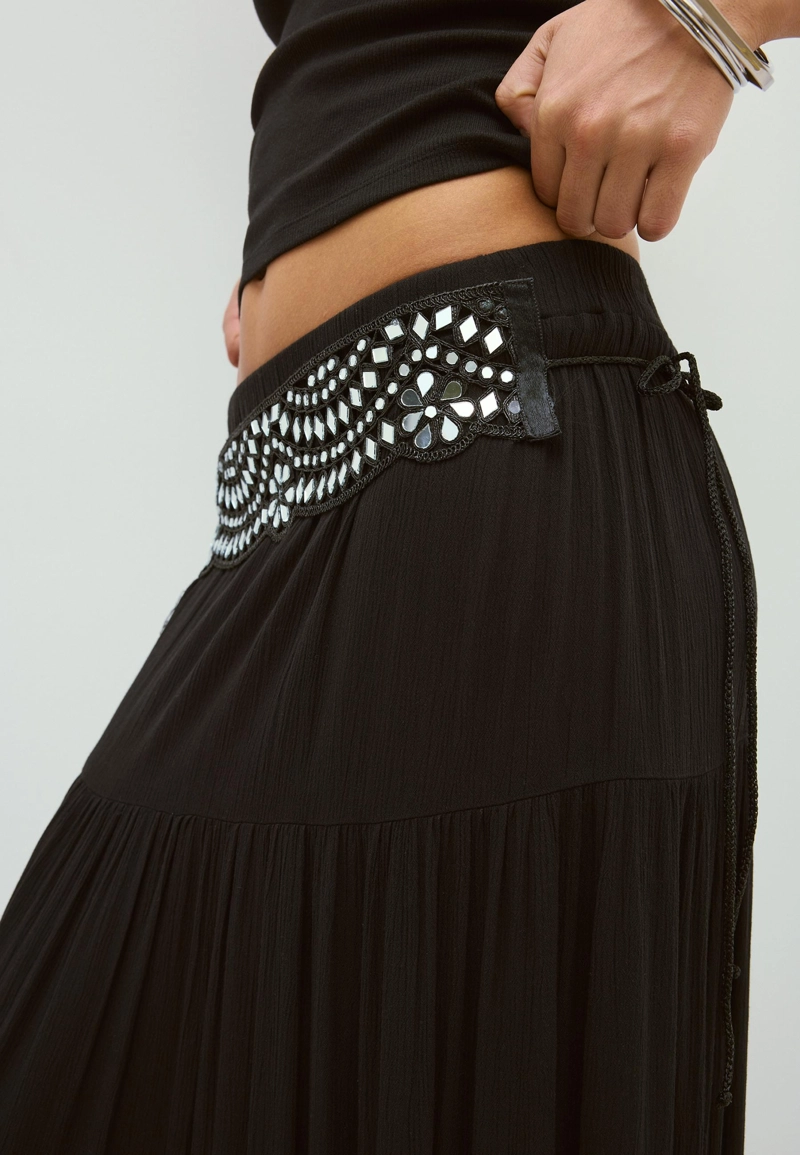 Ремень с зеркальными волнами