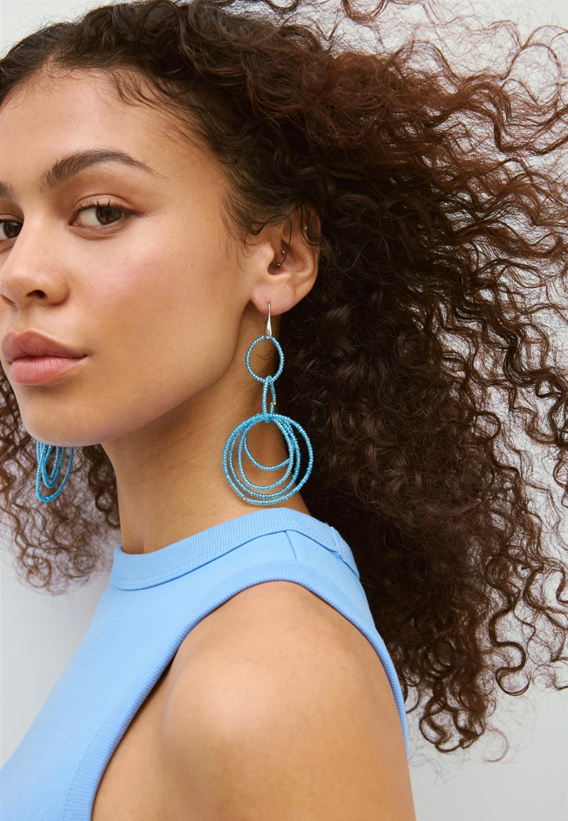 Длинные серьги с бусинами