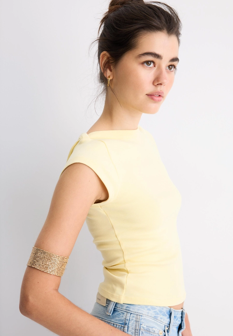 Браслет с бусинами