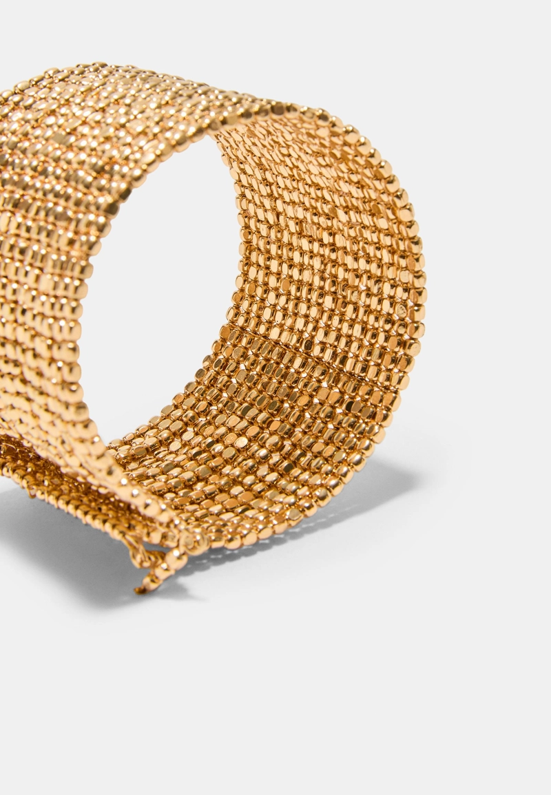 Браслет с бусинами