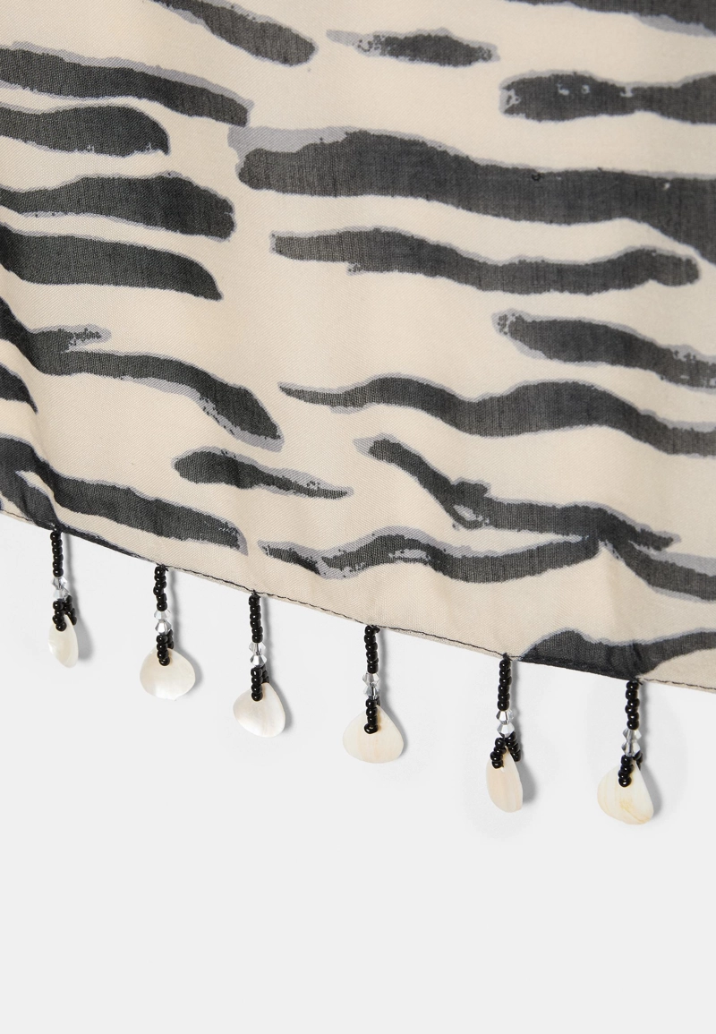 Платок с тигровым принтом