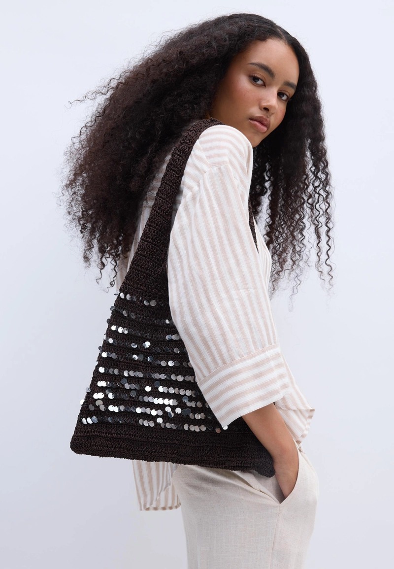 Сумка на плечо с пайетками