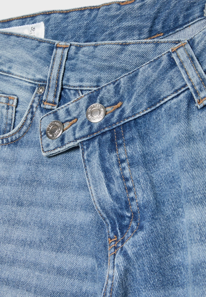 Шорты с перекрестной талией