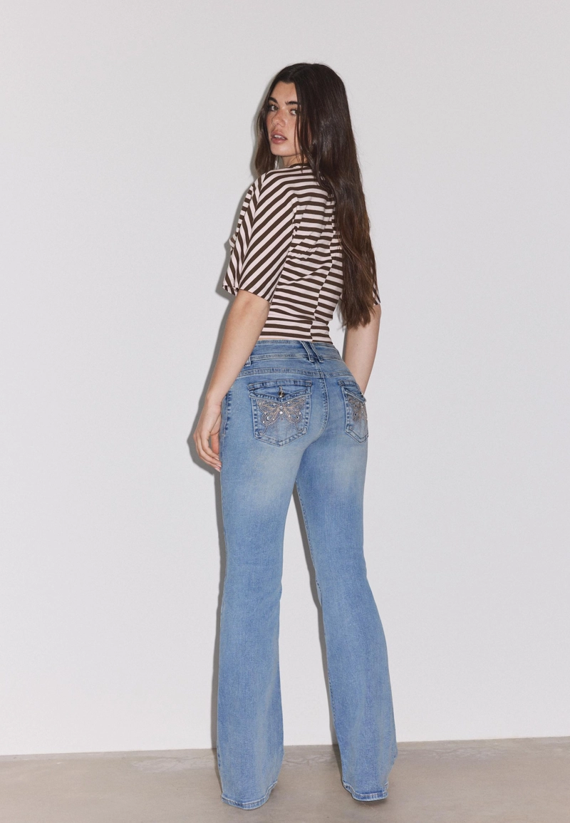 Вышитые джинсы-клеш medium light blue denim