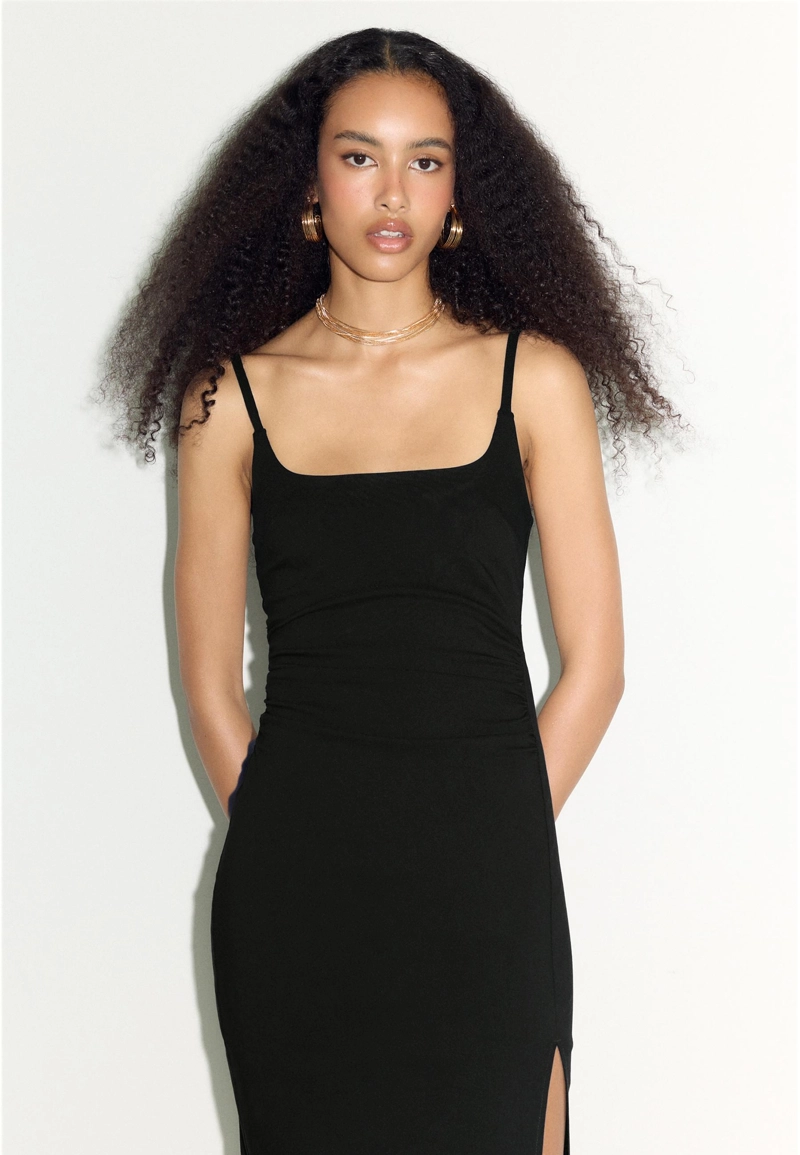 Платье миди из бенгалина с квадратным вырезом