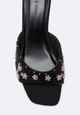 BLACK |9243/778/040 - Stradivarius Босоножки на каблуке с бусинами
