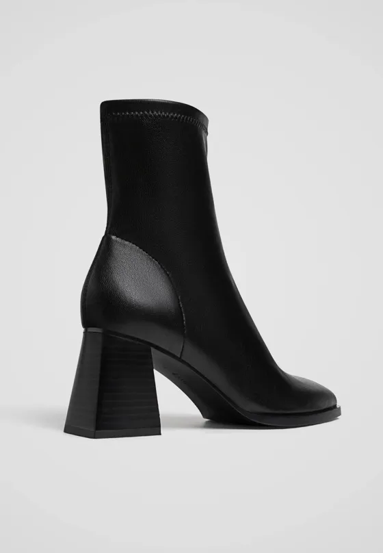 Ботильоны на среднем каблуке из эластичной ткани