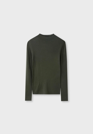 Базовый свитер из шерсти и шелка с воротником-стойкой- Заказать в России