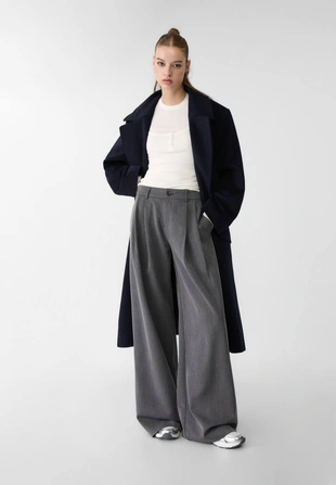 Классические брюки широкого кроя с защипами- Заказать в России