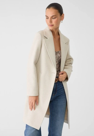 Пальто миди на пуговице из мягкой ткани- Заказать в России