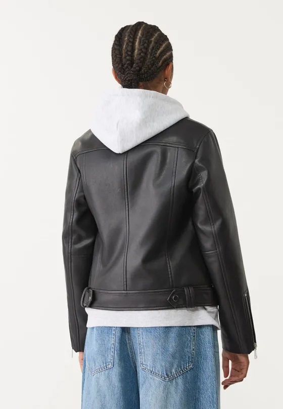 Куртка-косуха из искусственной кожи