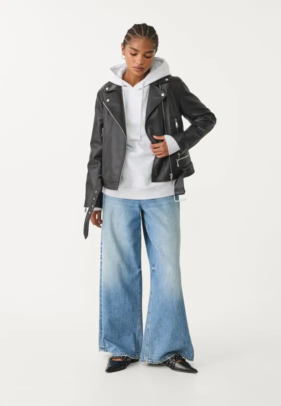 Куртка-косуха из искусственной кожи