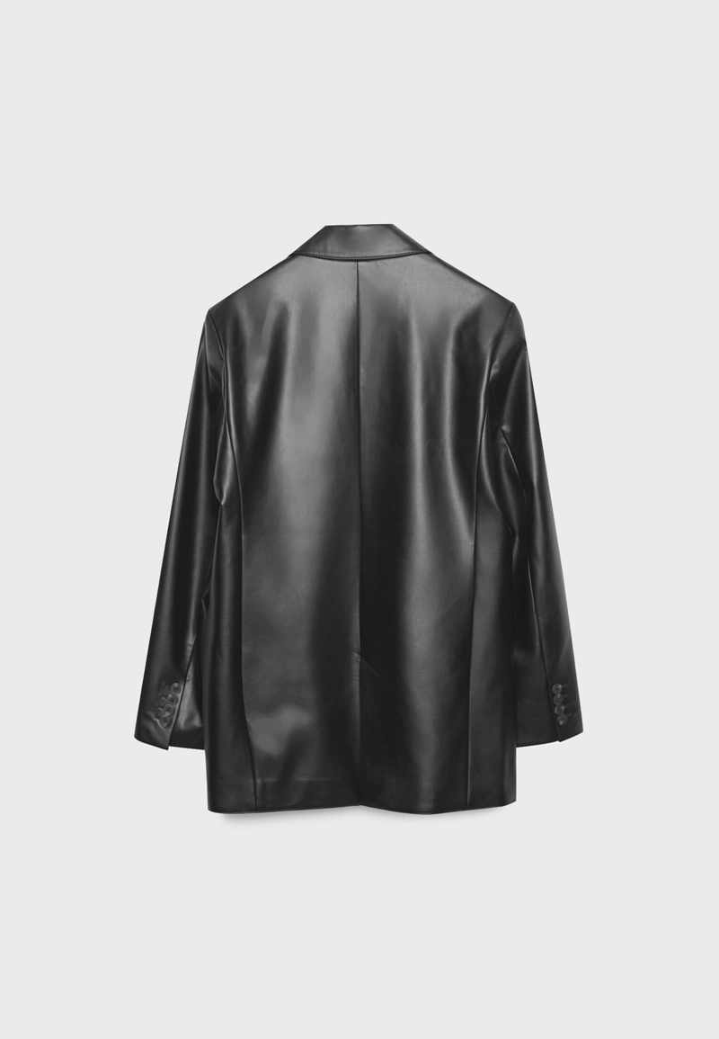 Пиджак классического кроя из искусственной кожи