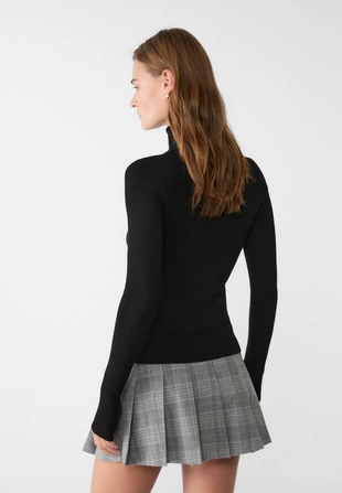 Свитер с воротником-стойкой- Заказать в России