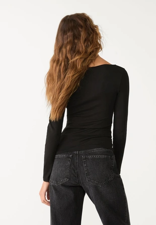 Футболка с длинными рукавами и сборками- Заказать в России