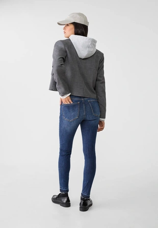 Джинсы скинни D07 с классической посадкой- Заказать в России